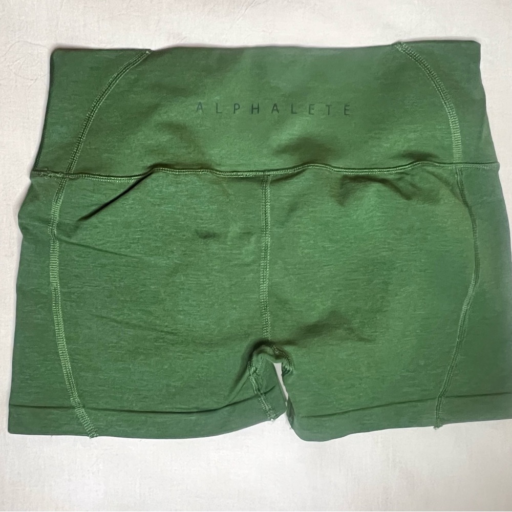Alphalete Green Women’s High-Waist Training Shorts